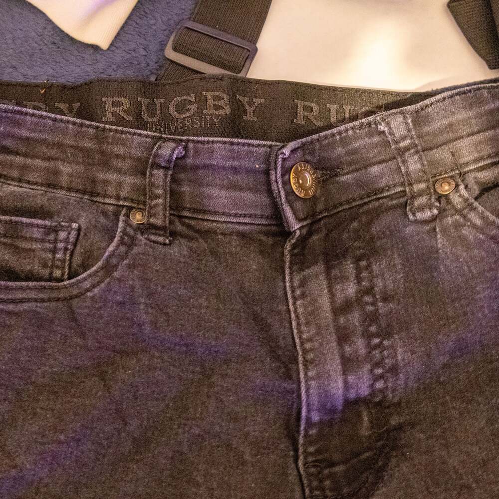 Rugby Deium tear Jeans